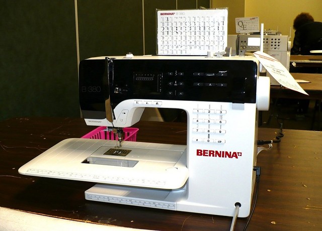Bernina380VQF6-11SM